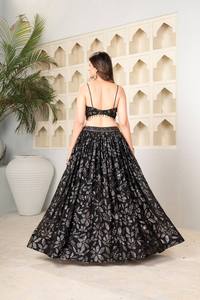 Conjunto de Lehenga Choli Negro Bordado con Dupatta, Traje Tradicional Indio Pakistaní para Mujer, Vestido Largo de Poliéster para Boda - Product Image 5