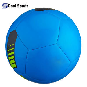 Ballons de football personnalisés en gros, prix fantastiques, Sialkot Pakistan. Tailles 5 et 4, officiels pour matchs. - Product Image 2