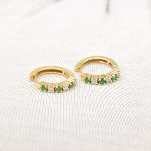Envío Rápido, Pendientes de Esmeralda Zambiana Natural de Corte Redondo de 2 mm, Pendientes de Aro de Oro Amarillo de 14K, Joyería de Boda al por Mayor - Product Image 6