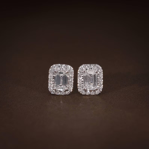 Elegantes Pendientes de Diamante Cultivado en Laboratorio con Corte Esmeralda y Halo, 1.59CT de Peso Total, Diamantes Certificados F-G VVS VS, Joyería para Mujer - Product Image 1