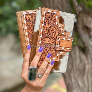 Cartera de cuero con pelo en piel oculta, cartera tallada a mano occidental, tarjetas de cuero talladas con herramientas Vintage, regalos de billetera en efectivo - Product Image 4