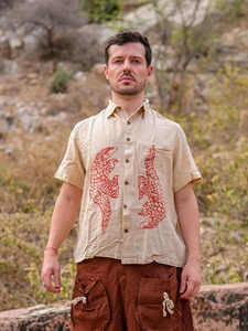 Camisa Casual de Manga Corta para Hombre con Motivo de Pangolín Estampado a Mano en Algodón Khadi, Camisa Premium Transpirable de Algodón Khadi Hilado a Mano - Product Image 1