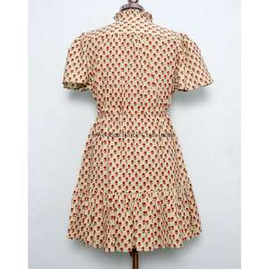 Robes d'été pour femmes, style unique, longueur courte, en coton doux et lisse de qualité supérieure, à manches courtes. - Product Image 6