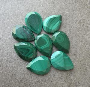 Malachite naturelle, forme goutte d'eau, taille tablette, calibrée, pierre précieuse en vrac pour bijoux - Product Image 1