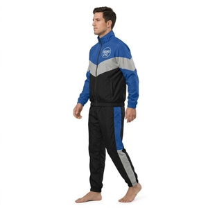 Ensemble survêtement pour homme en nylon coupe-vent et short, vente en gros - Product Image 2