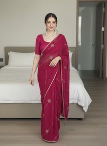 Sari en soie rose avec bordure ajourée brodée pour mariage, tenue ethnique indienne et pakistanaise - Product Image 1