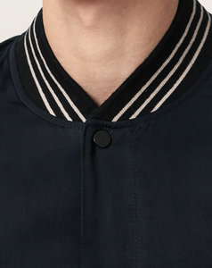 Chaqueta de Invierno para Hombre Estilo Letterman, Cuello Alto, Diseño Personalizado, Tela de Poliéster/Algodón de Alta Calidad - Product Image 3