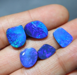 Blue <b>Fire</b> Australian Opal Doublet Cabochon Opal Loose Natural Gemstone for Jewelry Making Wholesale - Product Image 2