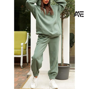 Conjunto deportivo personalizado para mujer, sudadera con capucha de forro polar extragrande, pantalones jogger, conjunto de ropa deportiva informal, holgado, de algodón, para estar en casa en invierno. - Product Image 2