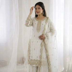 Ensemble Kurti en soie brodée, palazzo et dupatta pour femmes, pour les occasions de mariage - Product Image 1