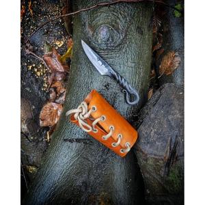 Couteau médiéval de haute qualité, forgé à la main en acier à haute teneur en carbone, style antique, couteau utilitaire médiéval à lame pleine, avec étui en cuir - Product Image 2