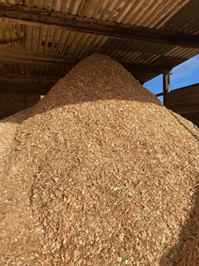 Fournisseur en gros de copeaux de bois au meilleur prix avec livraison rapide Produits liés à l'énergie - Product Image 6