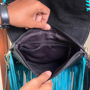 Sac à bandoulière Western fabriqué à la main en cuir de vachette usiné à la main sac à main à rabat Turquoise frange et bandoulière réglable sac à main - Product Image 6