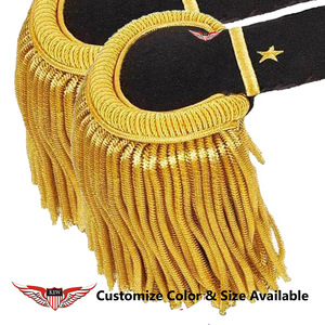 Epaulette de hombro hecho a mano de la mejor calidad, con tela negra francesa Napoleón, bordado dorado y flecos dorados, con hilo de bullion. - Product Image 3