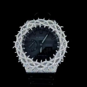 Montre-bracelet en diamant noir avec affichage analogique et numérique, couronne personnalisée, lunette sertie de pierres étincelantes, design robuste, affichant un luxe. - Product Image 1