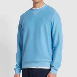 Pull en maille bleu clair à col rond pour homme, coupe classique, couleur unie, décontracté, pour l'automne, fabricant de Sialkot, OEM ODM - Product Image 4