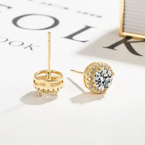 Boucles d'oreilles vintage unisexes plaquées or 14 carats avec diamants synthétiques de laboratoire taille brillant certifiés IGI pour anniversaire de mariage - Product Image 1