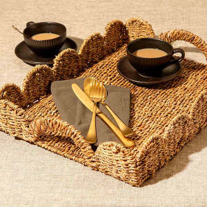 Bandeja Rectangular de Mimbre Natural Hecha a Mano con Borde Festoneado, Bandeja Sostenible para Servir y Exhibir, Venta al Por Mayor - Product Image 3