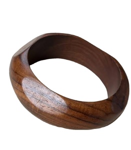 Juego de Posavasos Redondos Modernos de Madera y Resina, Encanto Atemporal para Decoración del Hogar, Regalos, Artesanías, Hechos a Mano, Calidad Premium - Product Image 1