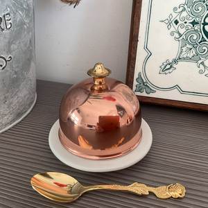 Beurrier de style vintage avec couvercle et plateau pour une présentation élégante de la table, idéal pour la cuisine et la restauration (maison, hôtel) - Product Image 1