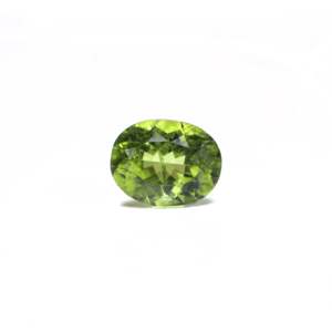 Premium 6.7 Carat Peridot Loose Gemstone Oval Cabochon for Fine Jewelry - Product Image 1