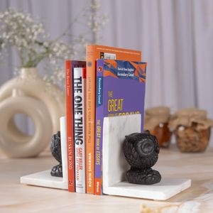 Serre-livres de luxe en marbre blanc, créatifs, en résine, en forme de hibou noir, supports de livres robustes en pierre pour la décoration de la maison et du bureau - Product Image 2