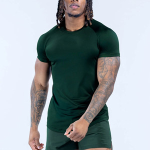 T-shirt de sport pour homme, manches courtes, personnalisable avec logo, en tissu extensible léger et respirant, pour entraînement et fitness. - Product Image 3