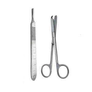 Tijeras de Sutura Premium de 4.5 Pulgadas con Mango de Bisturí y Hojas Quirúrgicas, Kit de Instrumentos Médicos Quirúrgicos de Acero Inoxidable - Product Image 3