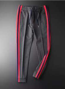 Pantalon de survêtement gris pour homme avec rayures rouges et bleues, taille élastique, poches latérales, tenue décontractée d'automne, coupe régulière, longueur complète - Product Image 2
