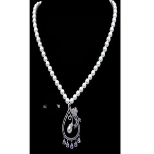 Collier de créateur en perles de qualité supérieure, avec perles de coquillage et perles, pour femme, bijoux tendance pour mariage - Product Image 1