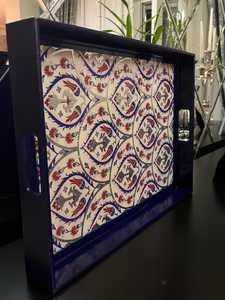 Plateau en émail imprimé motif bois élégant, version classique, pour cuisine et restaurant, par UO INDIA - Product Image 6