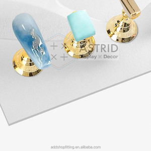 Soporte de uñas de Metal de aleación de aluminio profesional para suministros de salón, práctica de exhibición de uñas - Product Image 5