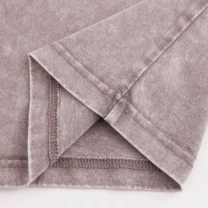 T-shirt délavé personnalisé avec marque, construction des coutures latérales, structure de vente au détail haut de gamme, prix de gros Sialkot - Product Image 2