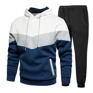 Ensembles coupe-vent premium pour hommes. Vestes légères à fermeture éclair avec empiècements contrastés audacieux et pantalons de jogging assortis. - Product Image 2