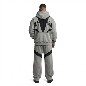 Conjunto Deportivo Personalizado para Hombre, Sudadera con Cierre y Capucha en Gris Lavado, Pantalones Deportivos de Pierna Ancha con Paneles en Contraste, Estilo Urbano - Product Image 2