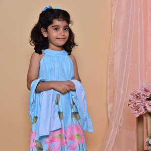 ชุดเสื้อทูนิคแขนกุดพิมพ์ลายดอกไม้ฟูร็อกคุณภาพสูง สีฟ้าอ่อน ฟูร็อก สำหรับสวมใส่สบายในงานเทศกาลและกิจกรรมครอบครัว - Product Image 2