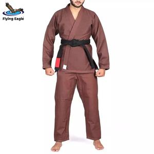 Combinaison de Jiu-Jitsu Brésilien (BJJ) extensible en gros, uniforme d'arts martiaux, vêtements d'entraînement de karaté avec logo personnalisé, 100 % coton léger - Product Image 1