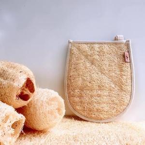 Bulk Natural Loofah Sponges Luffa <b>Bath</b> and Kitchen <b>Scrubbers</b> for Eco Stores Supermarkets Hotels and Retail Brands - Product Image 1