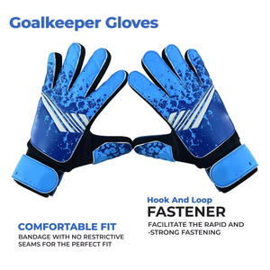 Le tissu respirant contribue à réduire la transpiration à l'intérieur des gants de gardien de but lors de séances d'entraînement répétées. - Product Image 2