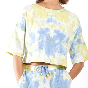 Crop top femme entièrement personnalisé, style parfait, très vendu, prix raisonnable, meilleurs designs, crop top femme léger. - Product Image 1