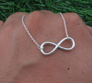 Collar con Nombre Personalizado en Plata de Ley 925, con Piedra de Nacimiento, Joyería de Moda, Regalo para Ella - Product Image 1