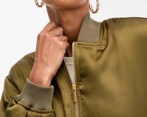 Women's Stylish <b>Lined</b> Short Casual Satin Bomber Jacket Lightweight Zipper Pocket <b>Coat</b> for Autumn/Spring Everyday Wear - Product Image 3