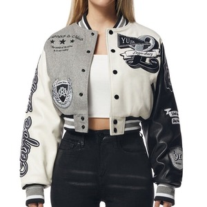 Veste universitaire courte de luxe personnalisée pour femme, en chenille brodée, style Letterman, en laine, respirante et élégante - Product Image 1