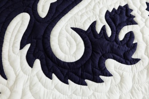 Wholesale Navy Hawaiian Applique <b>Quilt</b> With Echo <b>Quilting</b> Custom Botanical Cotton <b>Bedspread</b> Boutique Bedroom Bedding - Product Image 4