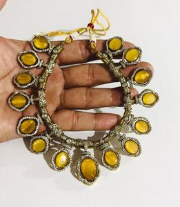 Conjunto de Collar Gargantilla con Piedra Ovalada Amarilla y Pendientes a Juego Chapados en Oro, Joyería de Moda para Mujer, para Bodas y Fiestas - Product Image 5