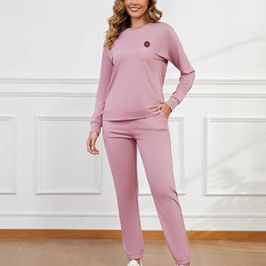 Ensemble de survêtement pour femmes tendance, confortable, deux pièces assorties, pour les sorties décontractées, les voyages de week-end et le quotidien - Product Image 3