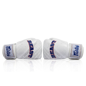 Guantes de Boxeo Fairtex Beast, de Cuero Blanco, con Cierre de Velcro, Transpirables, para Entrenamiento de Adultos - Product Image 5