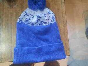 Gorro de punto gris para mujer con pompones, gorro de invierno hecho a mano para uso informal, talla para adultos 56-58CM - Product Image 3