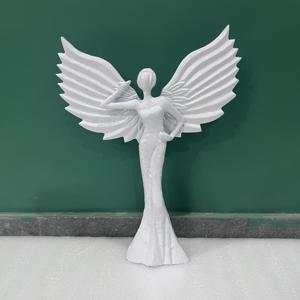 Sculpture de fée moderne moulée, décoration de table avec finition blanche pour mariages et anniversaires - Product Image 3