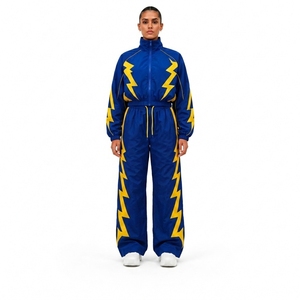Survêtement unisexe noir et blanc à motif géométrique, fermeture éclair intégrale, col montant, coupe classique, streetwear, vêtements de sport printemps, 100 % nylon, impression par transfert thermique - Product Image 1
